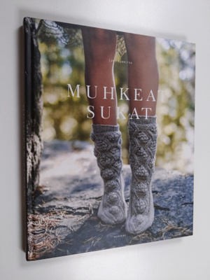 Lumi Karmitsa : Muhkeat sukat
