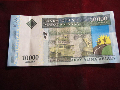 10000 ariary - 50000 francs 2006. Madagaskar