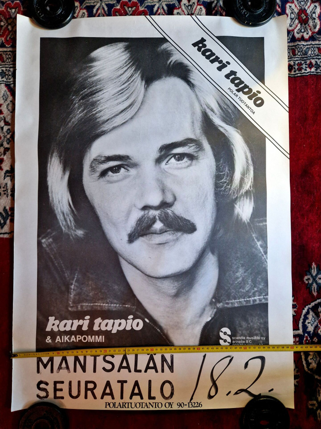 Kari Tapio keikkajuliste.Mäntsälän Seurarantalolta 1970 L