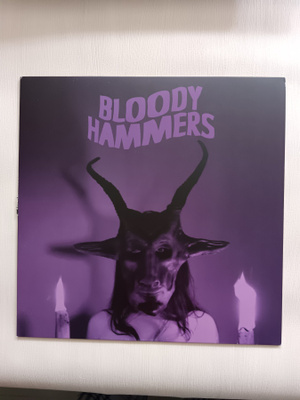 Bloody Hammers – Bloody Hammers >>[LP]