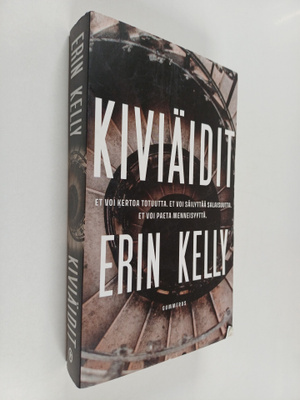 Erin Kelly : Kiviäidit