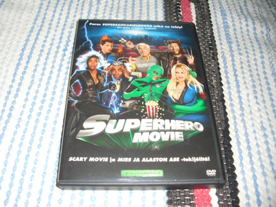 SUPERHERO MOVIE (Leslie Nielsen)***