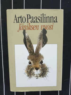 Arto Paasilinna: Jäniksen vuosi