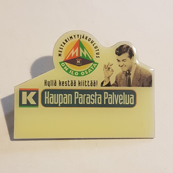 MESTARIMYYJÄKOULUTUS PINSSI