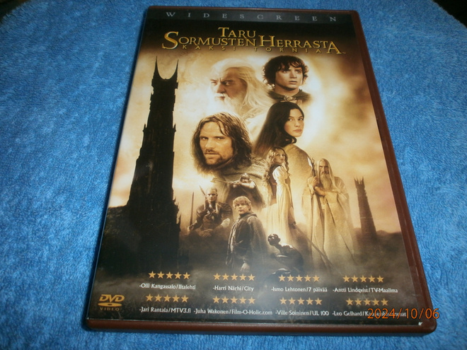TARU SORMUSTEN HERRASTA  kaksi tornia    -   2 DVD