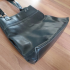 Harmaanmusta naisten käsilaukku noin 30 x 29 cm - pikkukuva 3