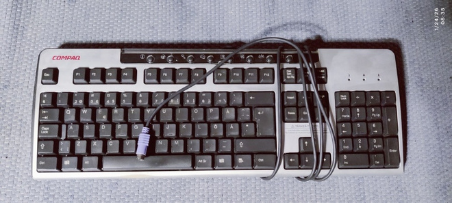 Compaq PS/2 keyboard / näppäimistö