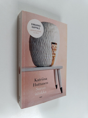 Katriina Huttunen : Surun istukka (ennakkokappale)
