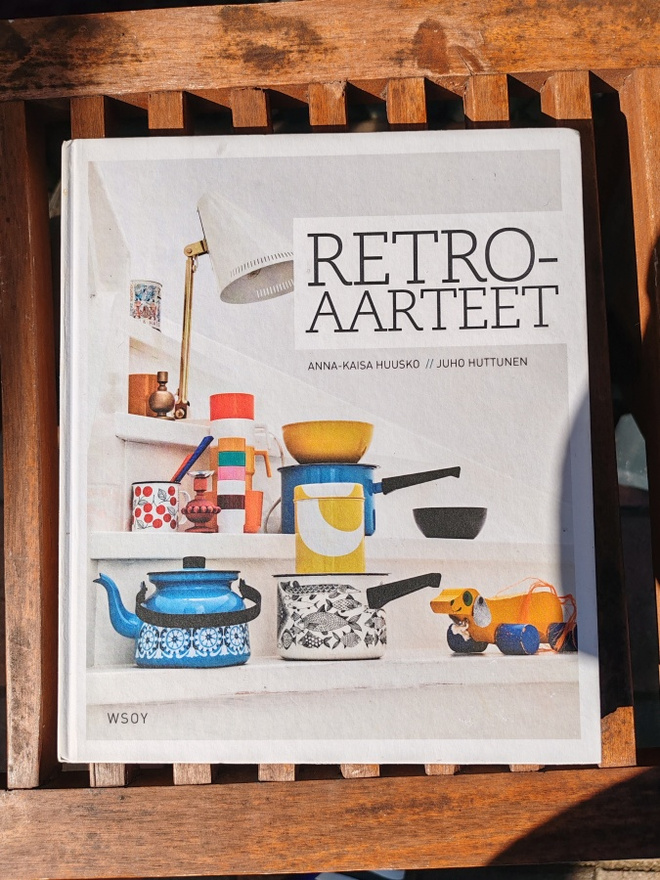 Retroaarteet kirja, Anna-Kaisa Huusko