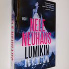 Nelle Neuhaus : Lumikin on kuoltava - pikkukuva 1