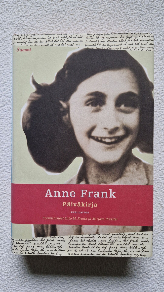 Anne Frank päiväkirja (Otto M. Frank & Mirjam Pressler)