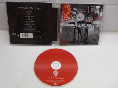 JONAS  BROTHERS , A  LITTLE BIT  LONGER