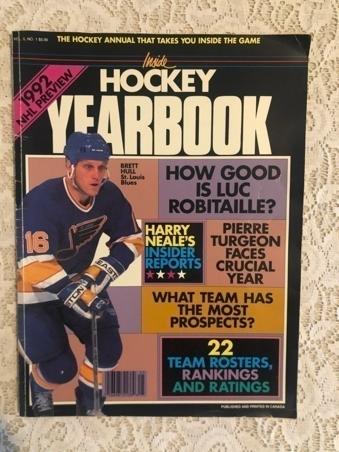 NHL: Inside Hockey Yearbook 1992-1993.