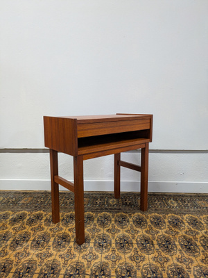 Teak lipasto 60-luku