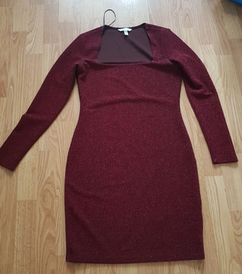Uusi/hyvä vaatepaketti koko M sis.5 kpl