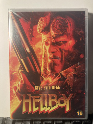HELLBOY GIVE EVIL HELL, DVD, Marshall, muoveissa