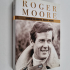 Roger Moore : Nimeni on Moore, Roger Moore - pikkukuva 1