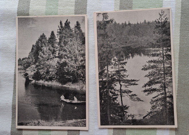 Karjala, 2 vanhaa kulkematonta korttia "Kaunis Karjala"