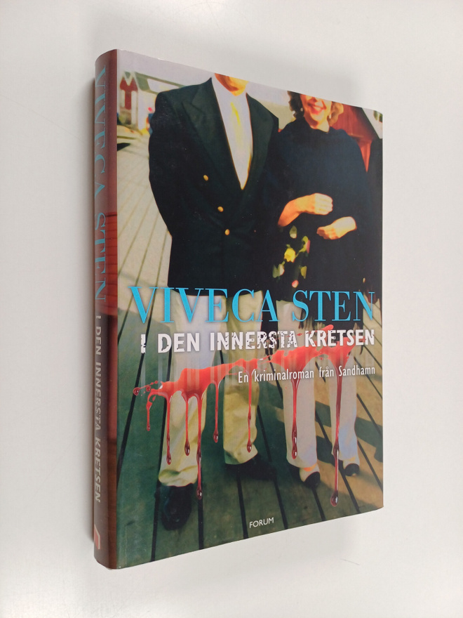 Viveca Sten : I den innersta kretsen : en kriminalroman f...