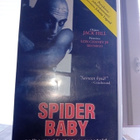 VHS Spider Baby ( SUOMIPAINOS) SIS POSTIKULU - pikkukuva 1