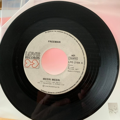 FREEMAN: Meeri Meeri/ Ensi suudelmain * FIN 1977