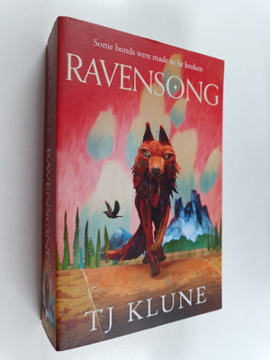TJ Klune : Ravensong