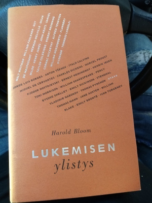 BLOOM : LUKEMISEN YLISTYS ( SIS POSTIKULU )