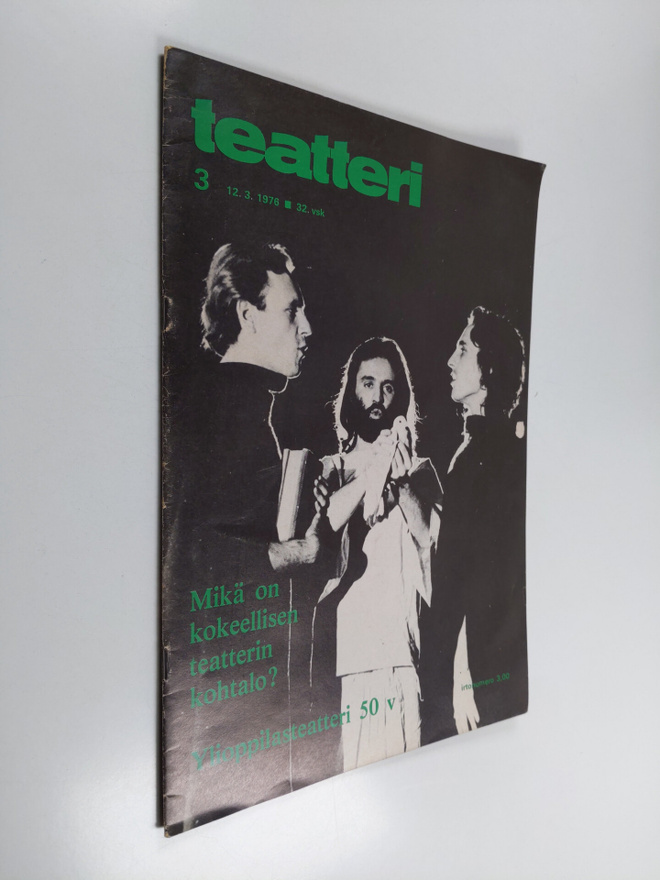 Teatteri 3/1976