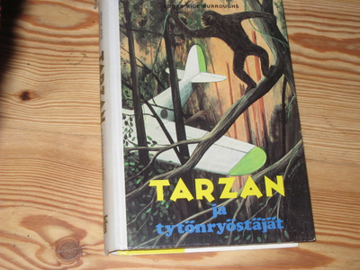 Burroughs, E.R.: Tarzan ja tytönryöstäjät 1.p skk v. 1975