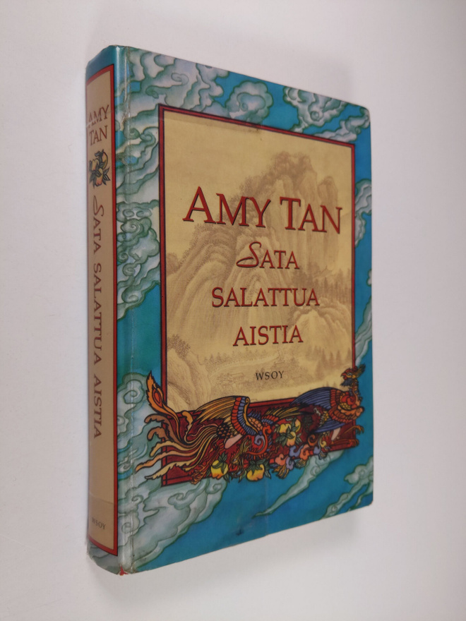 Amy Tan : Sata salattua aistia