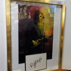THE CURE ROBERT SMITH NIMIKIRJOITUS KEHYSTETTYNÄ - pikkukuva 1