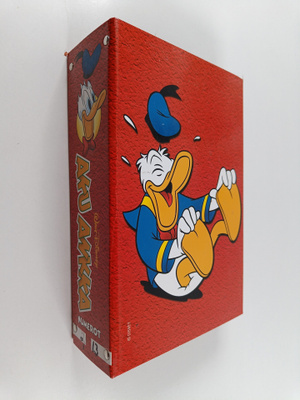 Walt Disney : Aku Ankka puolivuosikerta 2013 (28-52 kansi...