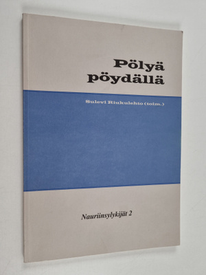 Pölyä pöydällä