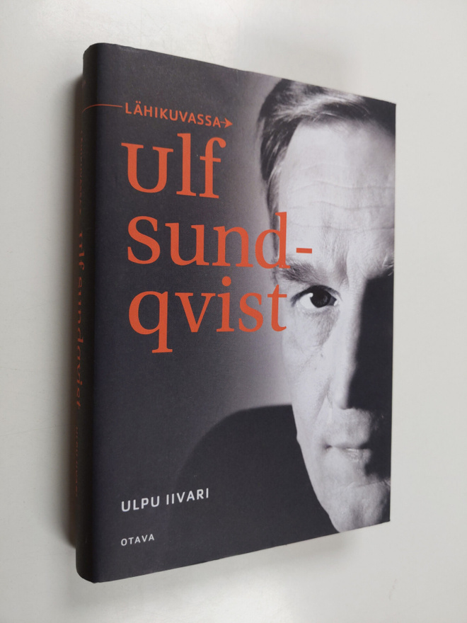 Ulpu Iivari : Lähikuvassa Ulf Sundqvist