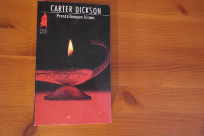 Carter Dickson:Pronssilampun kirous.SAPO 33.