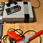 Nintendo NES 8-bit konsoli, 16kpl pelejä ja zapper - pikkukuva 2