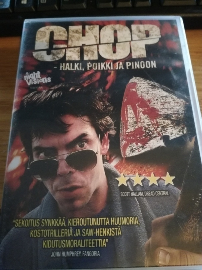 Chop halki poikki ja pinoon
