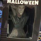HALLOWEEN MICHAEL MYERS MINI-BUST	(39 508)	n.12cm - pikkukuva 1