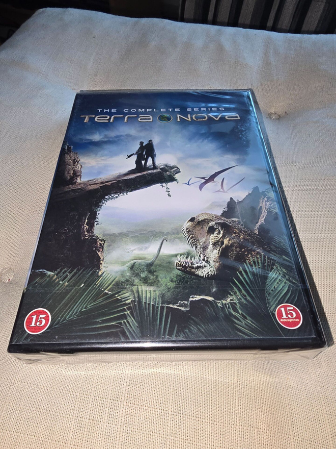 Terra Nova – The Complete Series – 4 DVD – Suomitekstit – UU