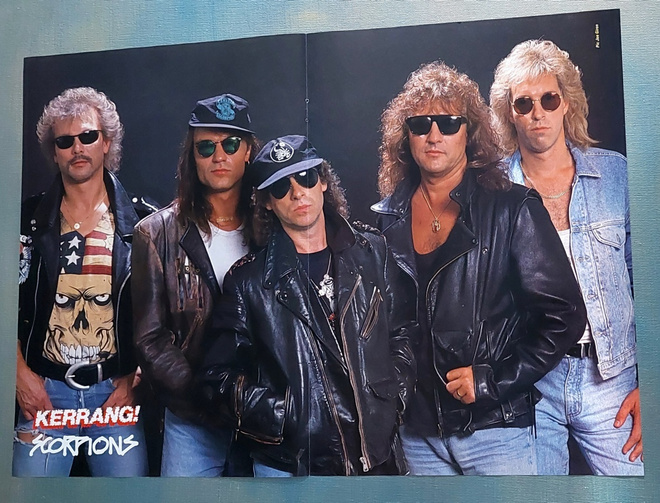 Scorpions / Joe Perry : Posteri 90 -luvun alusta