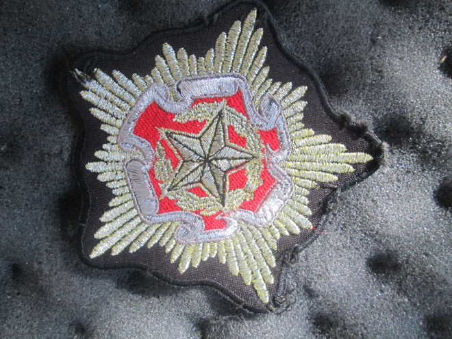 tunnistamaton kangasmerkki