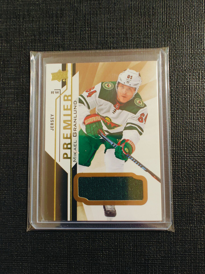 Mikael Granlund - 18-19 Premier Jersey