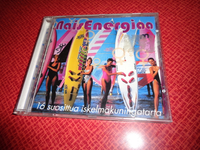 CD Naisenergiaa - 16 suosittua iskelmäkuningatarta