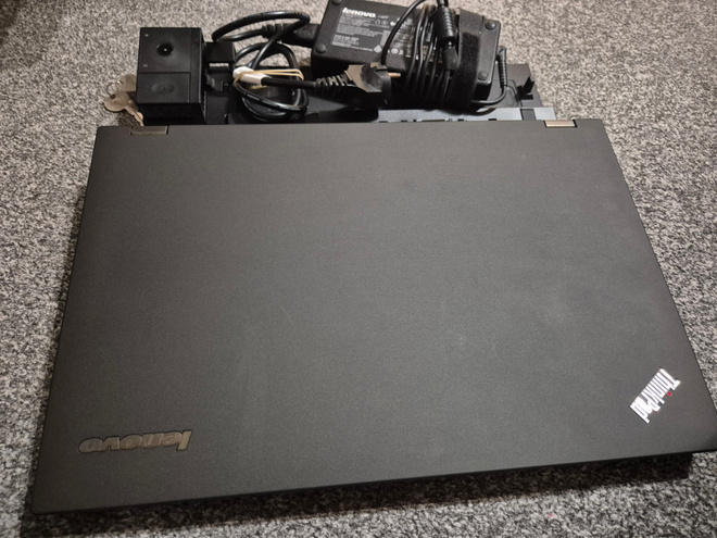 Lenovo ThinkPad W540 | i7 | 8GB | 3K IPS | 170W laturi