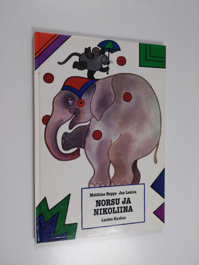 Matthias Hoppe : Norsu ja Nikoliina
