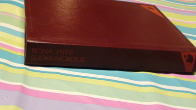 RONA JAFFE - LUOKKAKOKOUS