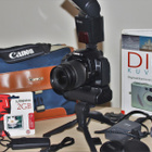 Canon EOS 400D, EF-S 18-55mm, Nissin salama, laukku ym - pikkukuva 5