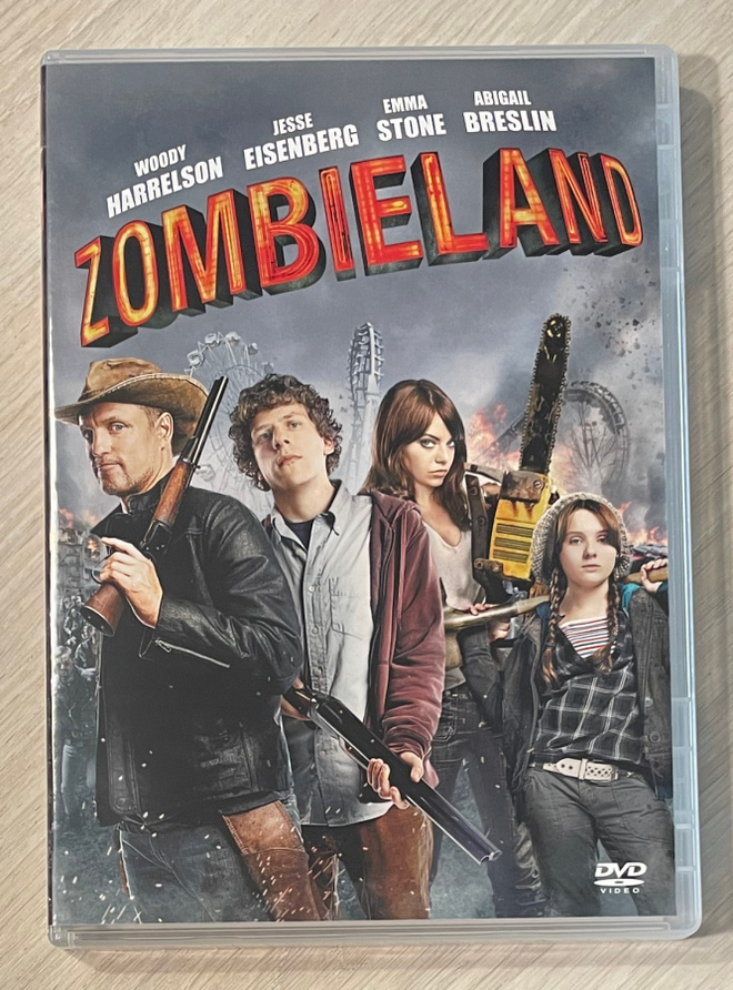 ZOMBIELAND (2009) Woody Harrelson, Jesse Eisenberg