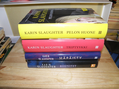 Karin Slaughter valikoima (sidottuja)