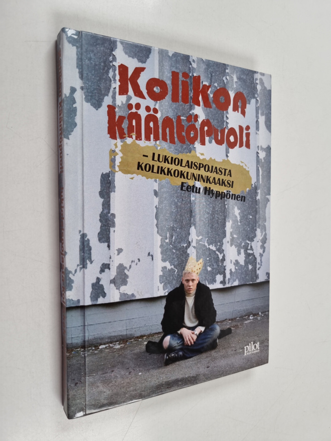 Eetu Hyppönen : Kolikon kääntöpuoli : lukiolaispojasta ko...